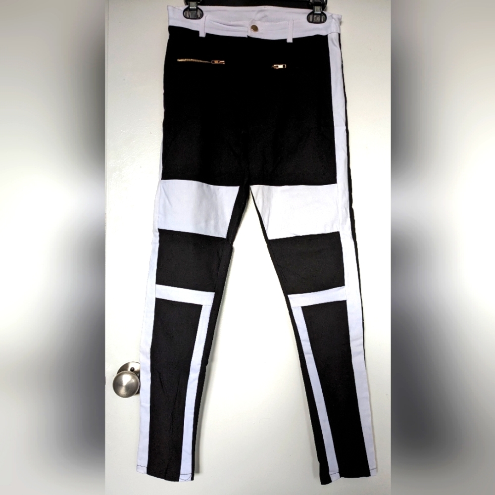 Black White Skinny Jegging Pants Stretchy